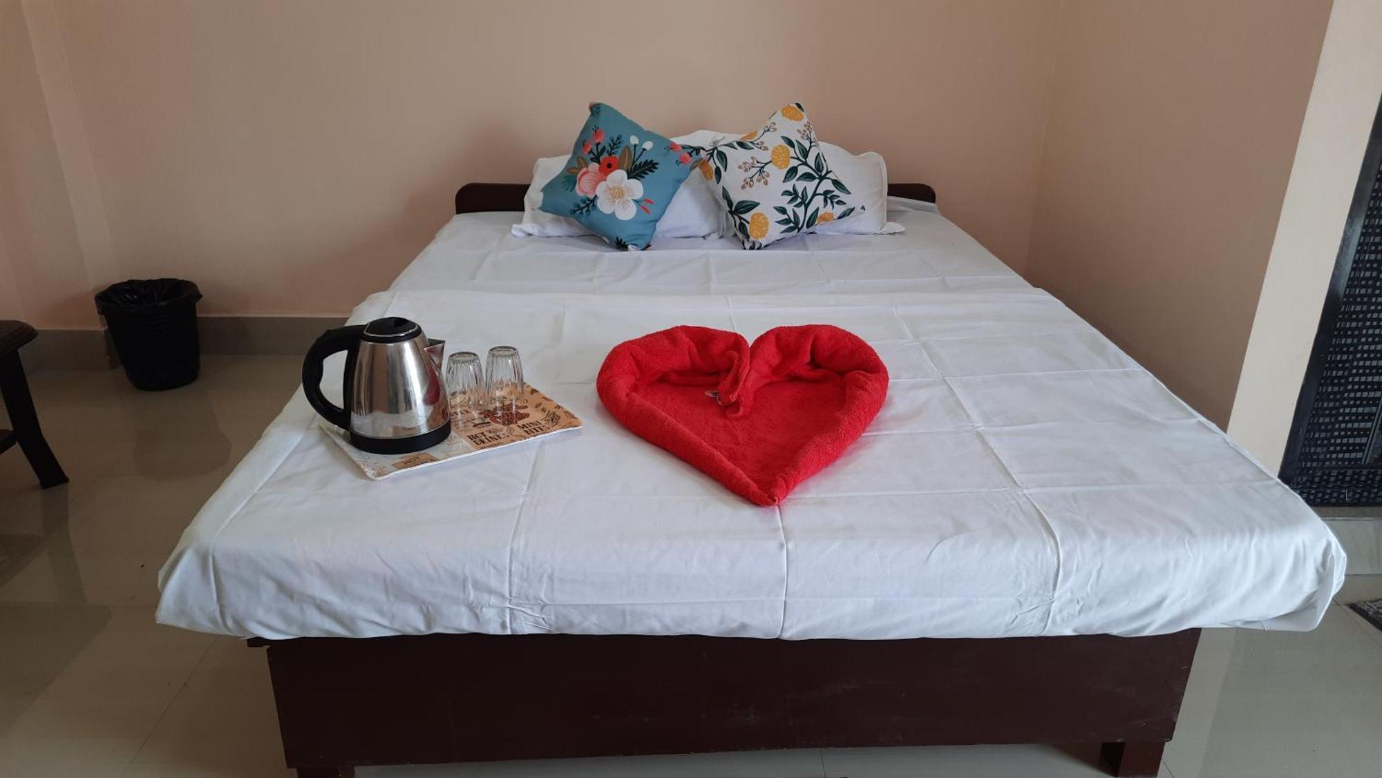 Maddy'S Guest House Guwahati Bagian luar foto
